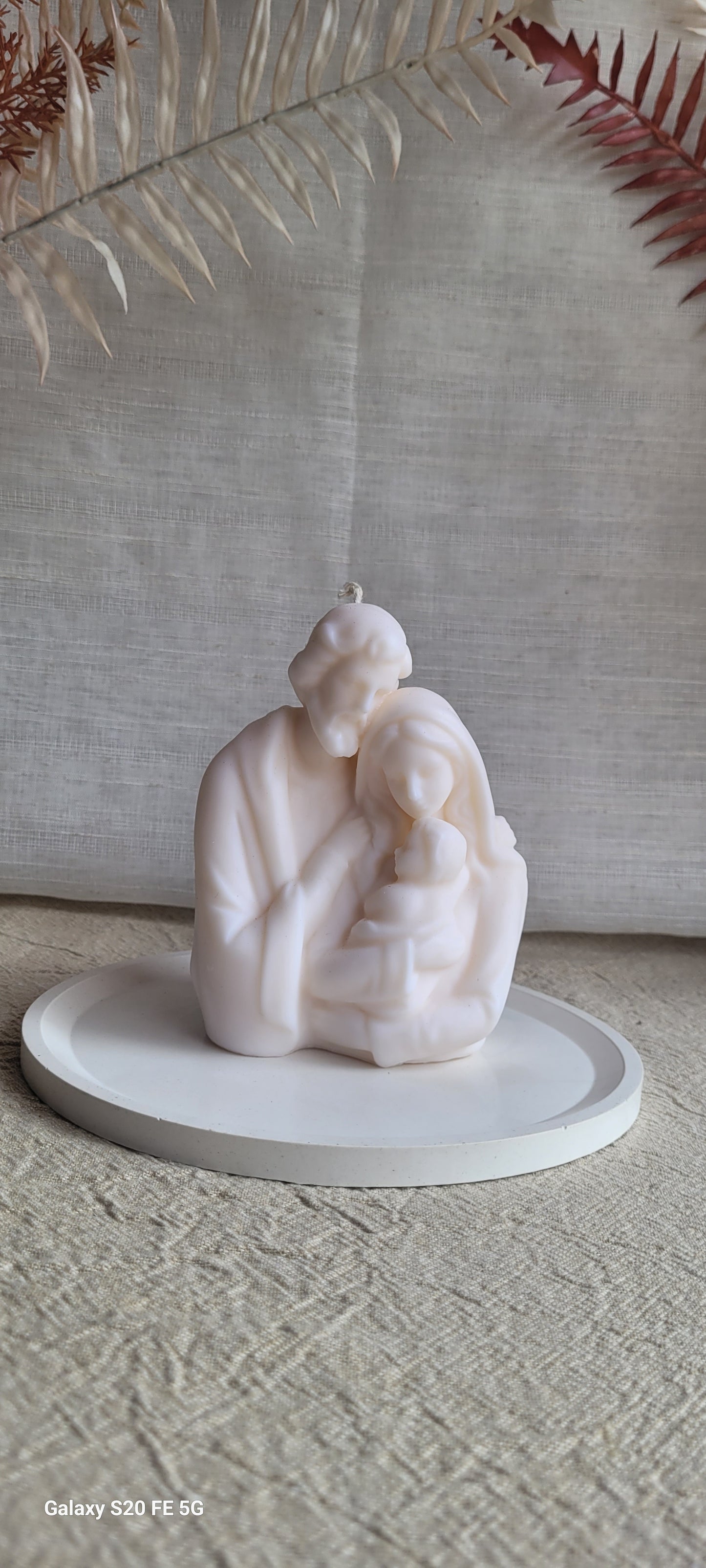 Round candle plate