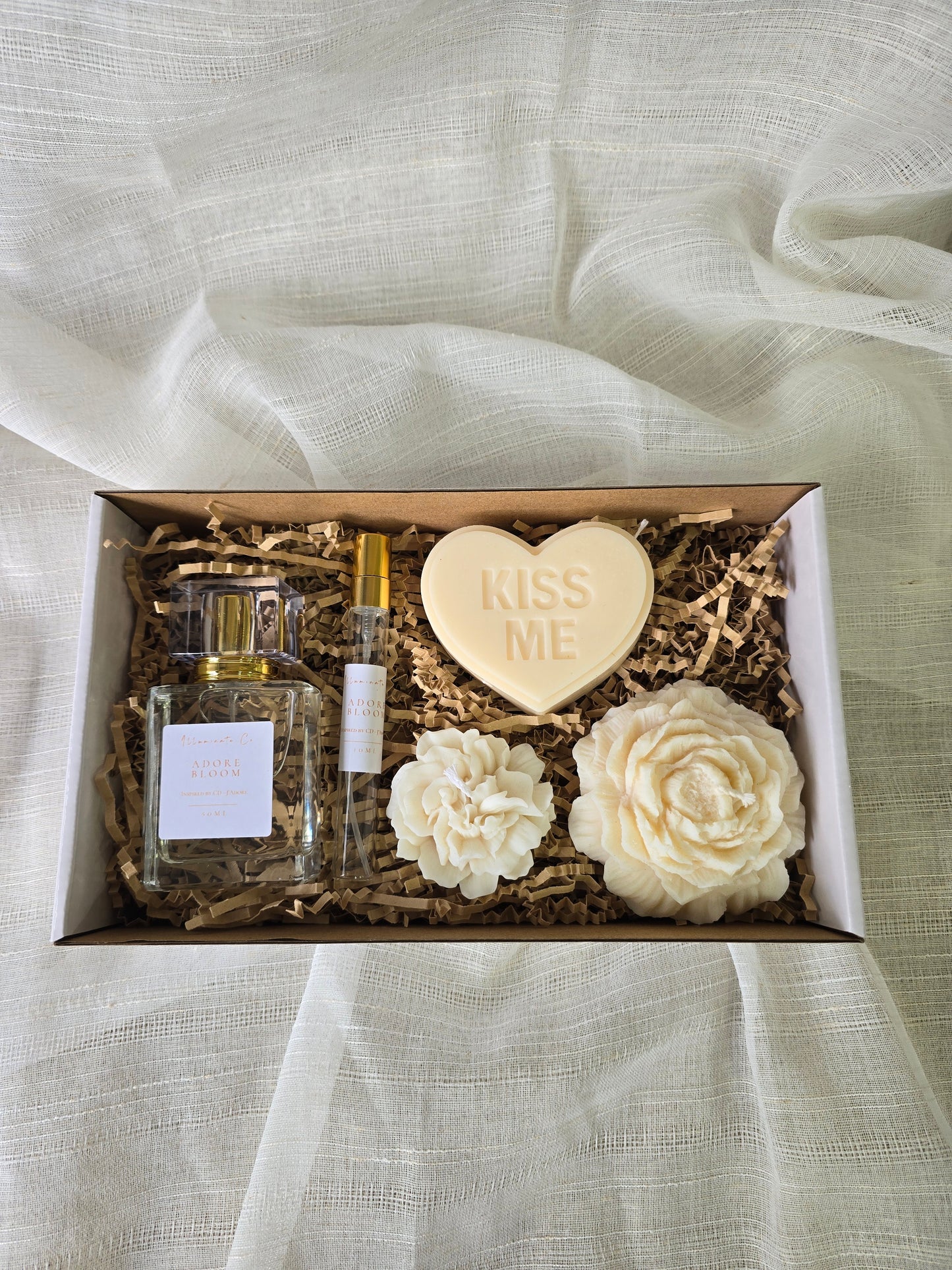 Luxe Bloom Gift Box - Kiss Me